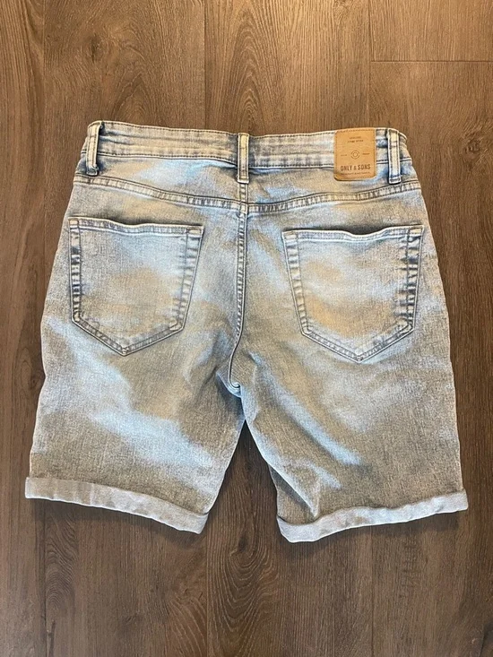 ONLY & SONS Washed Light Blue Denim Shorts for Men - Picture 2 of 2